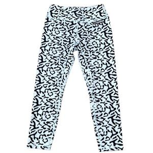 NWOT LIVESORE Light Gray and Black Mid-Rise Leggings